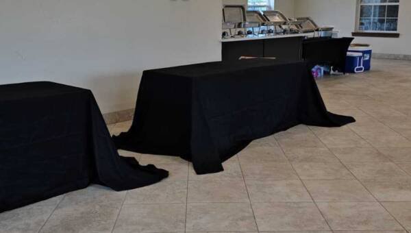 Black rectangle table cloth