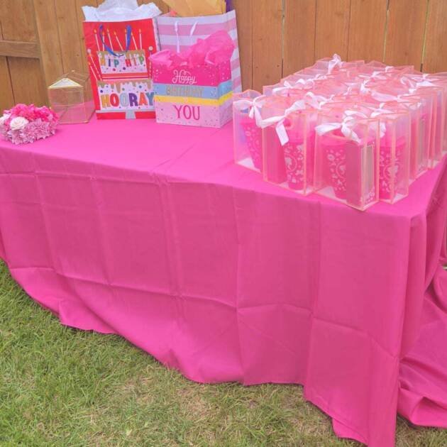 Pink rectangle tablecloth