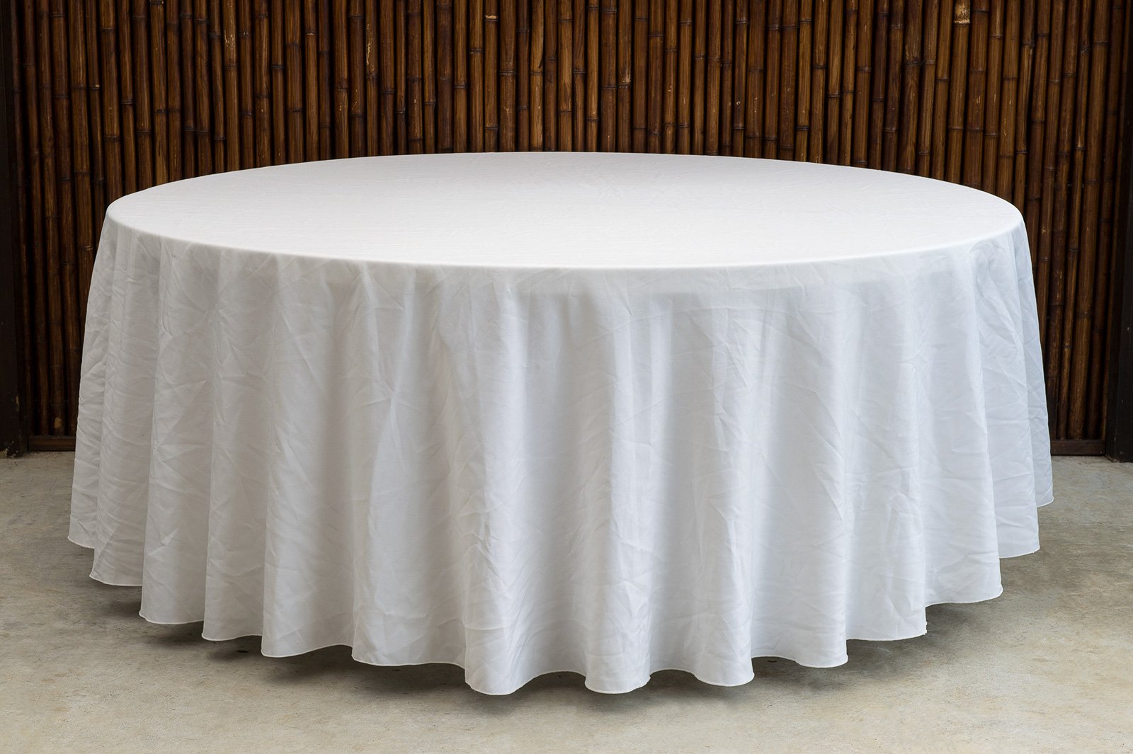 White round tablecloth